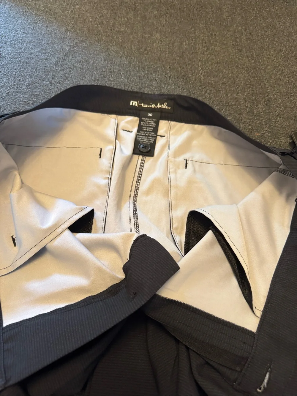 TravisMathew Gyoza Performance Golf Pants 36 Black Grey Pinstripe 1MT637